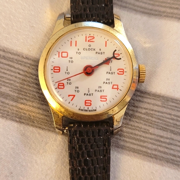 Spendio swiss made ladies mechanical watch - Picture 1 of 3